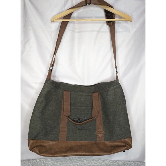 Buffalo David Bitton Other - BUFFALO DAVID BITTON DUFFLE BAG, Large, Green With Leather Bottom and handles.